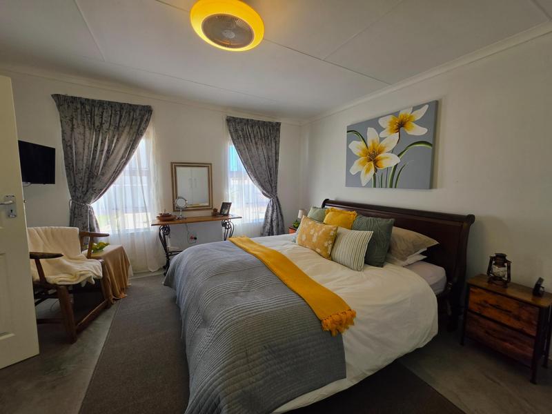 2 Bedroom Property for Sale in Lampiesbaai Western Cape